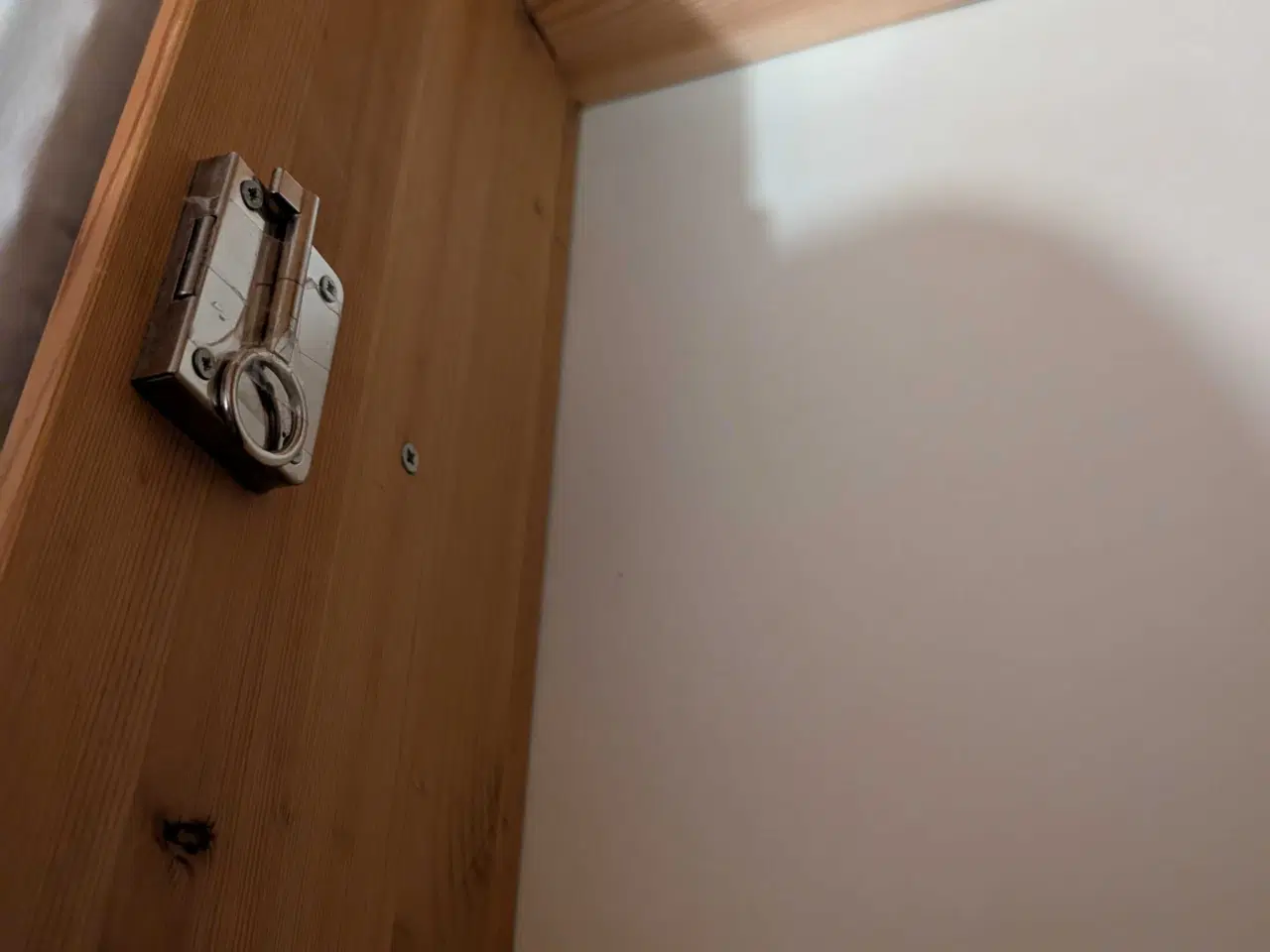 Billede 6 - Skab i egetræ