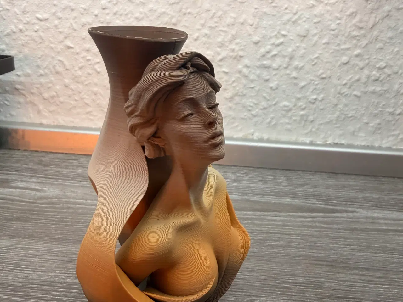 Billede 2 - Kunstnerisk Vase – Moderne Buste