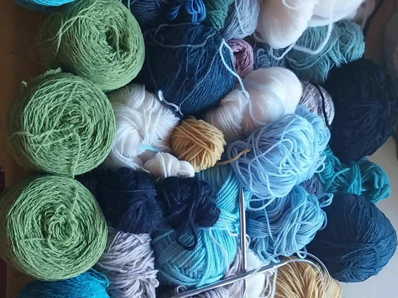 Billede 10 - Garn, Strikke 1.500g
