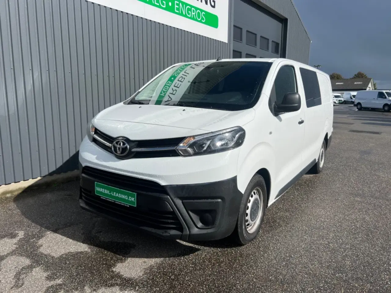 Billede 2 - Toyota ProAce 2,0 D 120 Long Comfort Mandskabsvogn