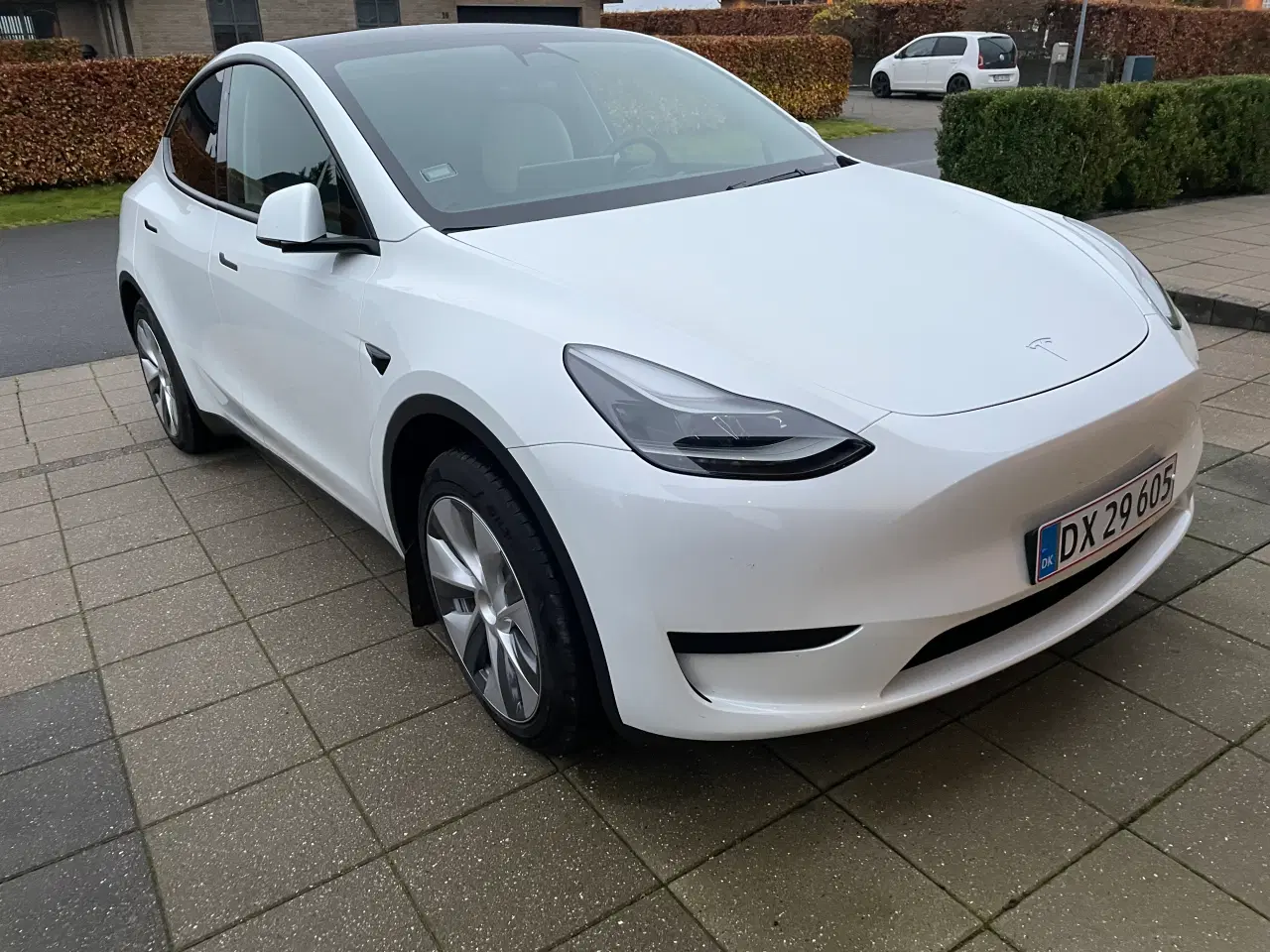 Billede 4 - Tesla Y model 2024