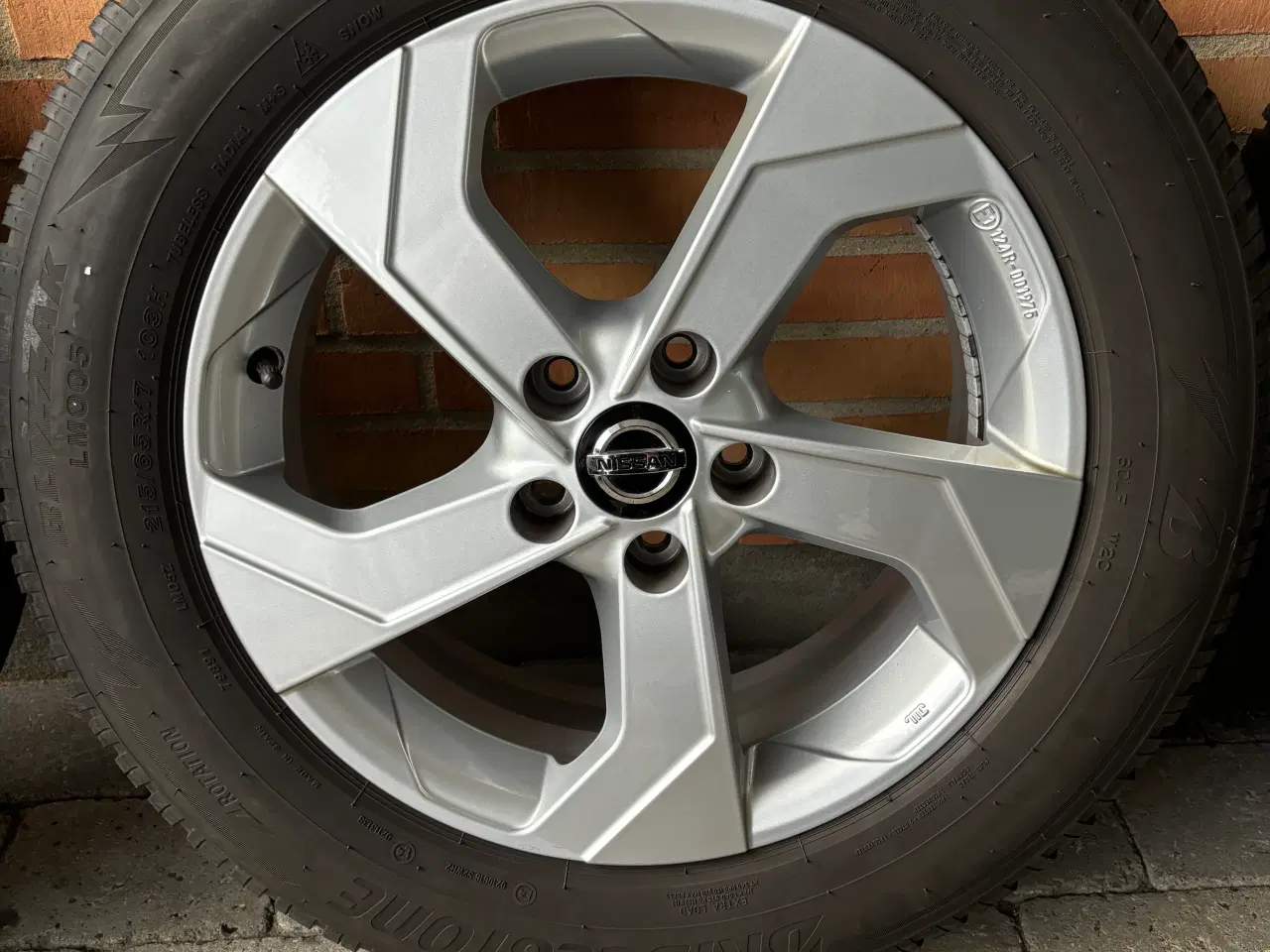 Billede 3 - 17”Vinterdæk til Nissan på Alufælge 