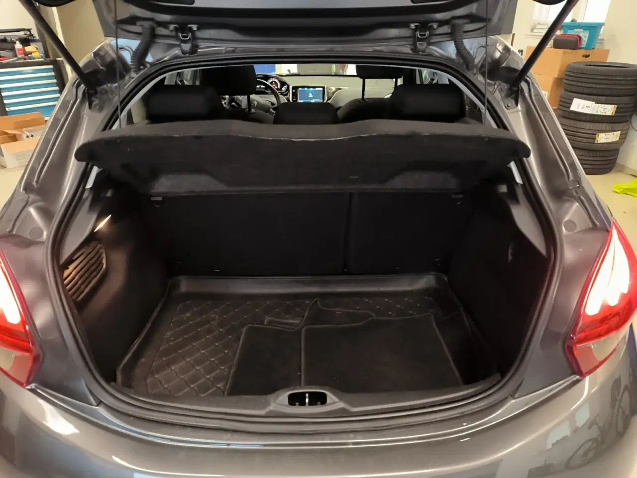 Billede 12 - Peugeot 208 1,2 PureTech 82 Allure Sky