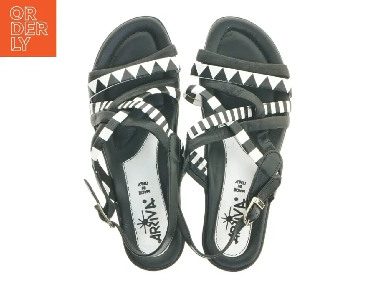 Billede 5 - Ubrugt Sandal med hæl, størrelse 36 fra Arriva (str. 36 )