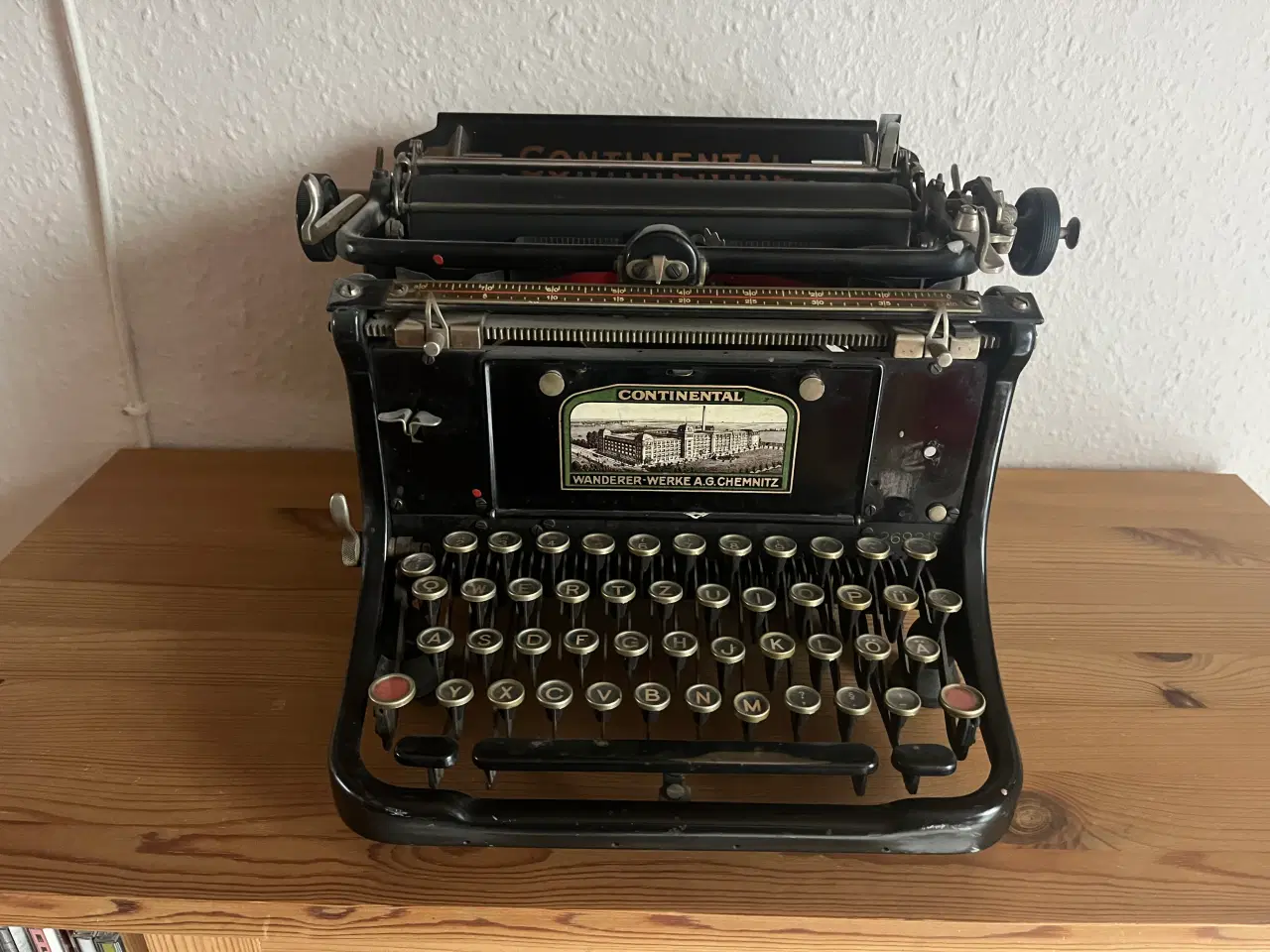 Billede 1 - Antik skrivemaskine 