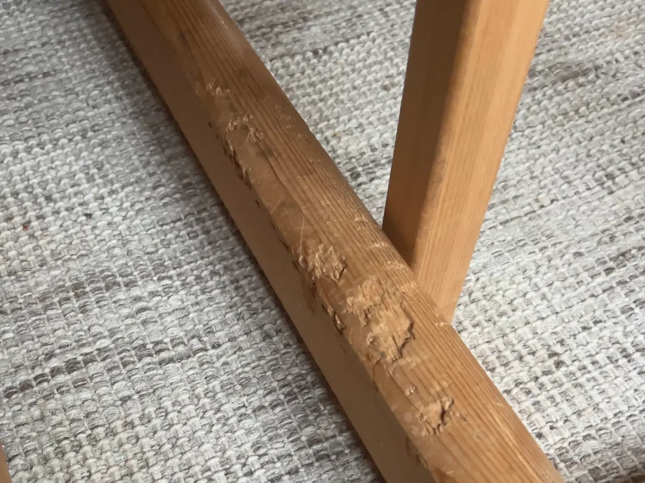 Billede 6 - Massivt fyrretræs spisebord med 8 stole