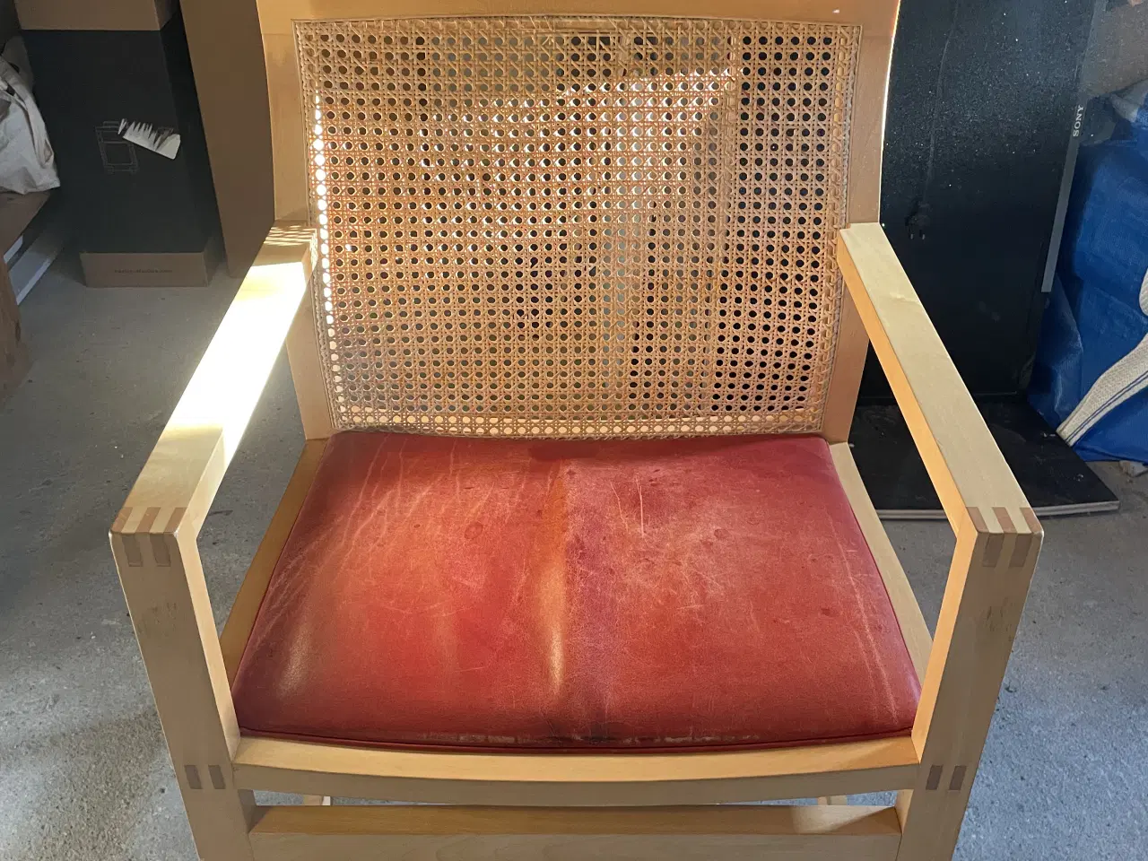 Billede 2 - 4 stk. Kongeserien stole – Rud & Johnny 