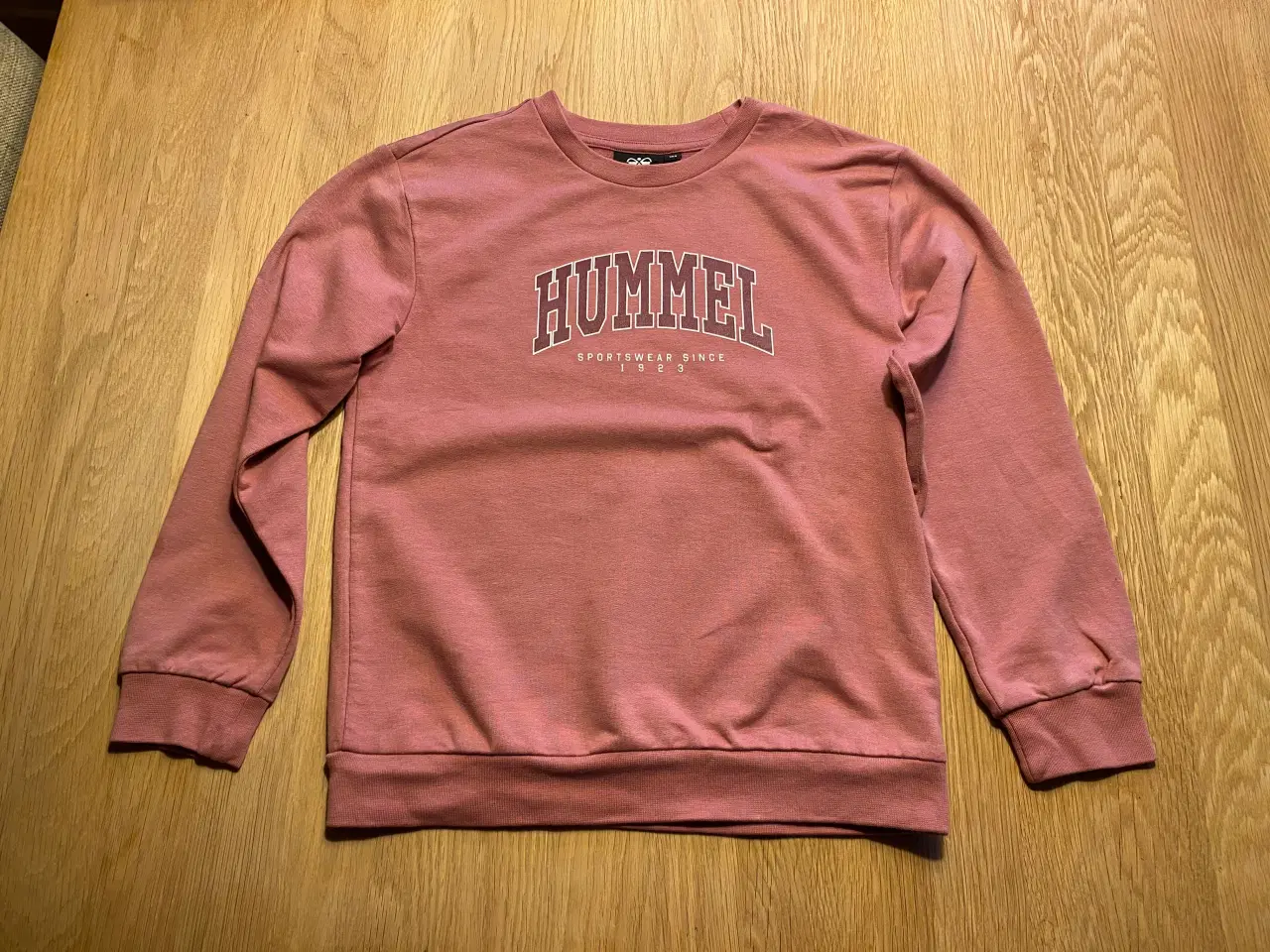 Billede 8 - Hummel kjole 122 og mere tøj i 122