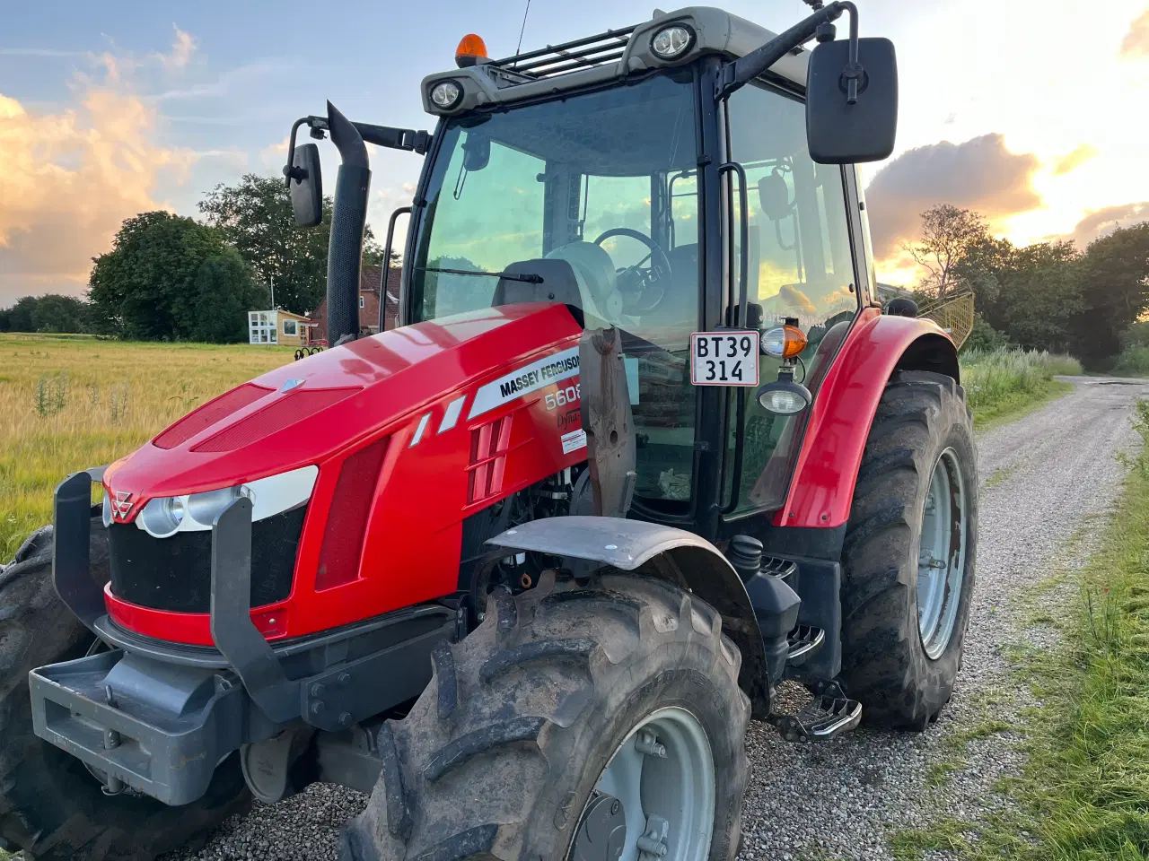 Billede 2 - Massey Ferguson 5608 med læsser