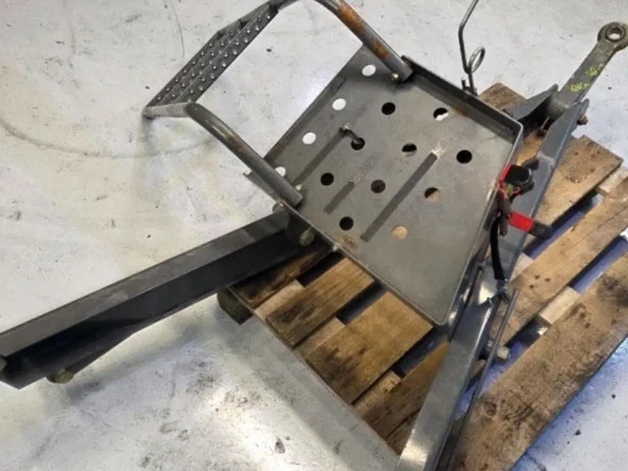 Billede 16 - Claas Variant 385 Træk 8434940