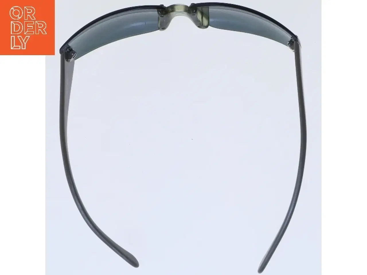 Billede 4 - Solbriller med mørke linser fra Fendissime (str. 16 cm)