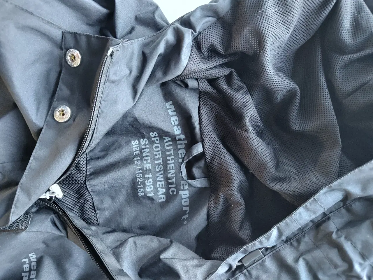 Billede 5 - Regntøj sort, str.152/158