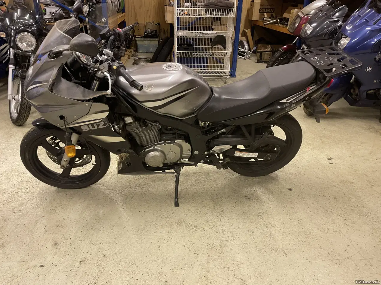 Billede 1 - kåbe side til 2008 suzuki gs 500f købes