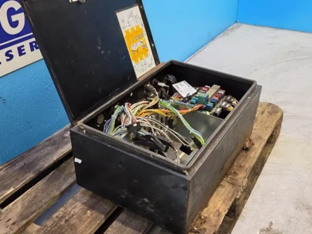 Billede 2 - New Holland FX60 Ledningsnet 84441375