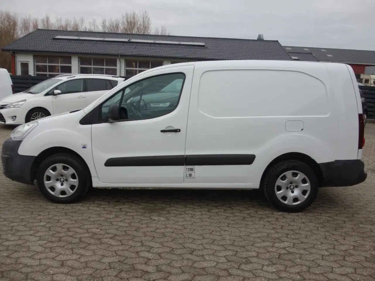 Billede 3 - Peugeot Partner 1,6 BlueHDi 100 L2 Flex Van