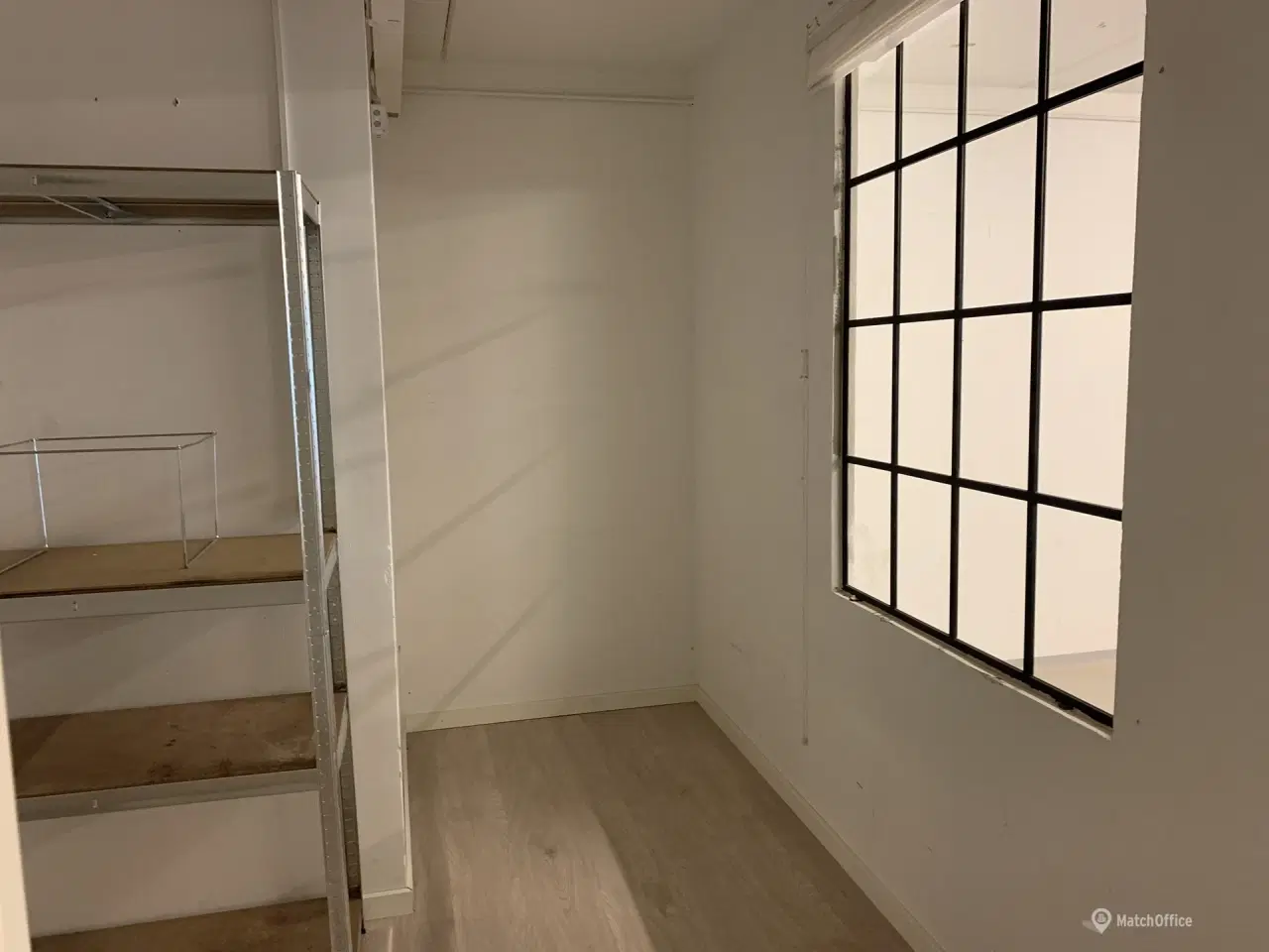 Billede 8 - Lager/showroom tæt på motorvej og offentlig transport