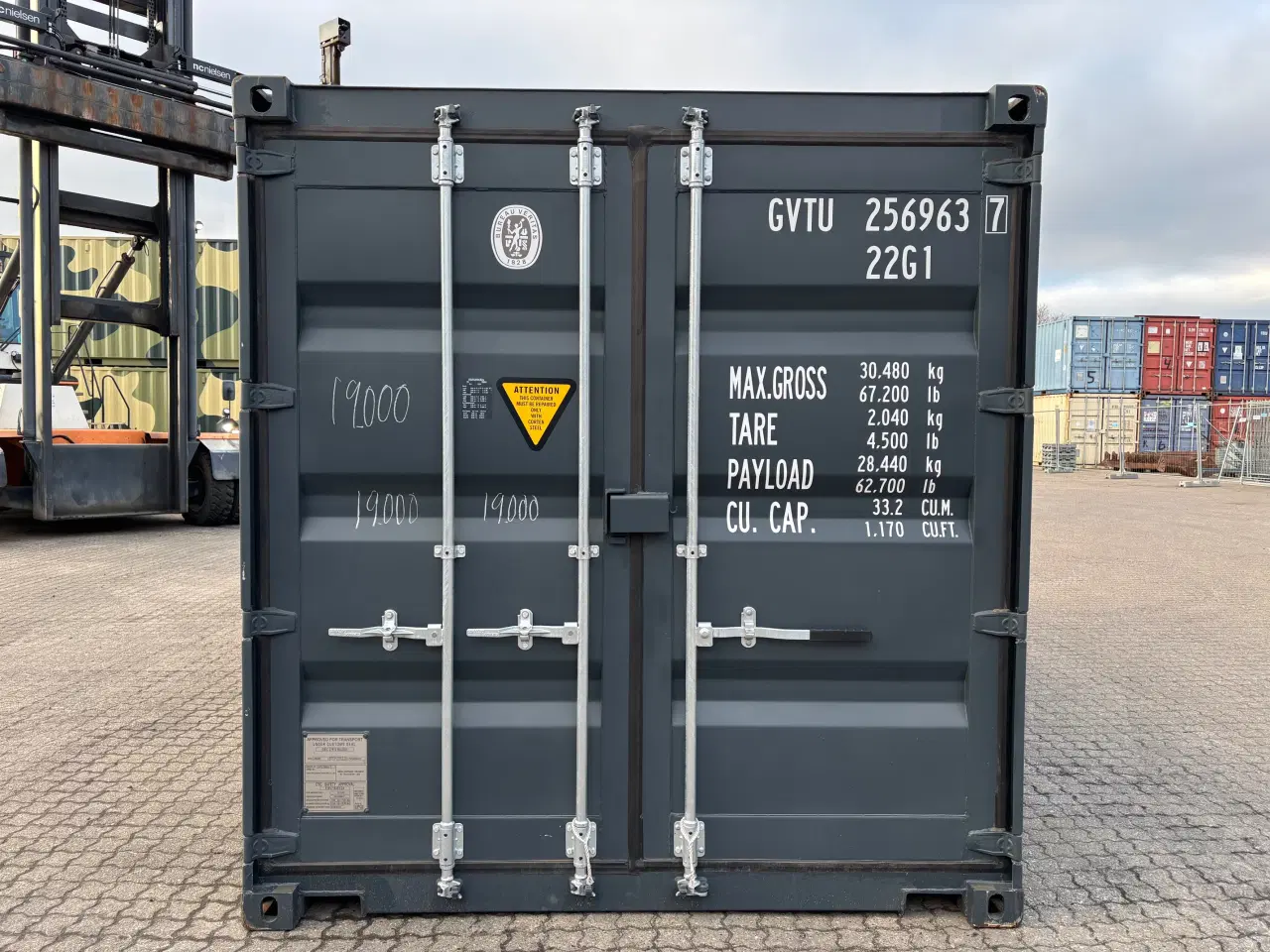 Billede 1 - TILBUD TILBUD 20 fods Container med småbuler. 7016