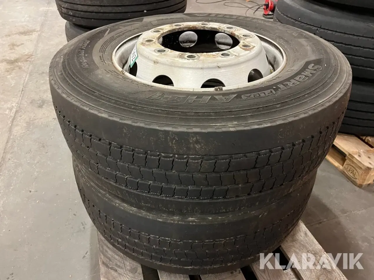 Billede 2 - Dæk Hankook Regional haul 2 styk