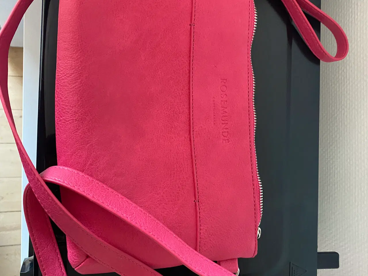 Billede 1 - Ny Rosemunde pink taske 