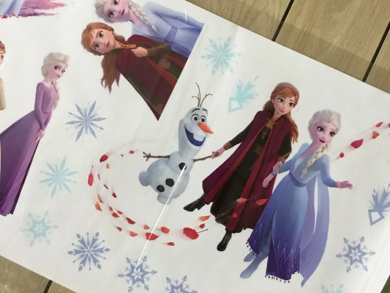 Billede 7 - Frost wallstickers med Elsa og Anna mfl fra Frost