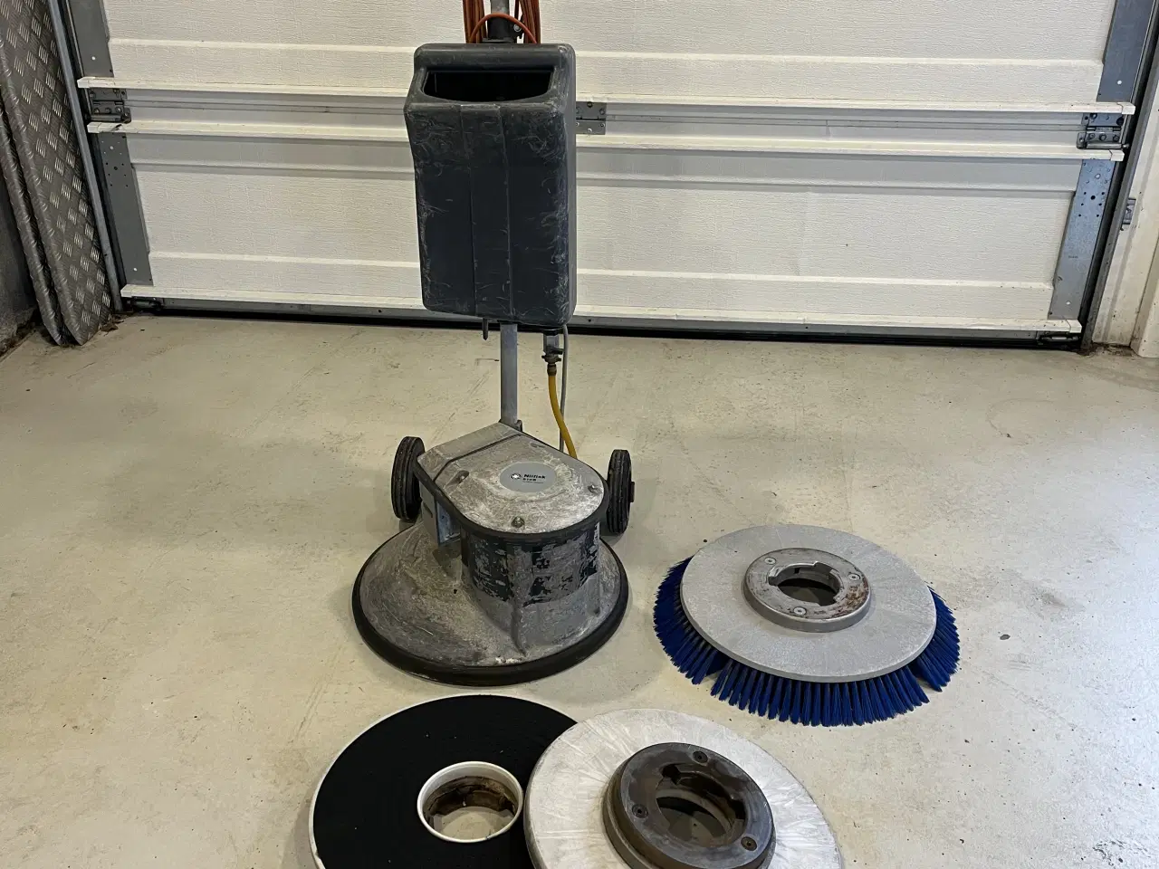 Billede 1 - Nilfisk 510B gulvvasker / poleremaskine /skuremask