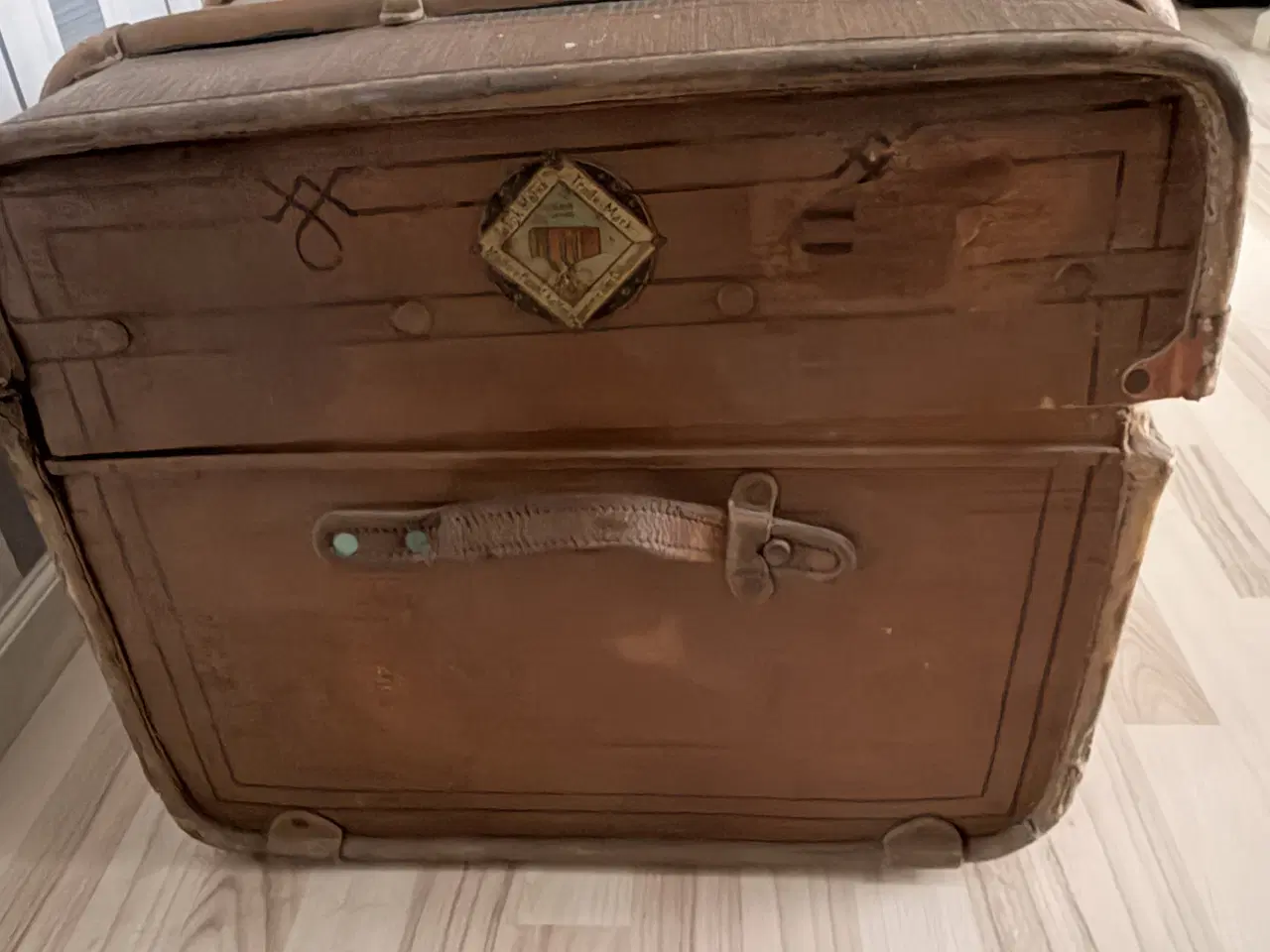 Billede 3 - Gamle rejsekuffert 