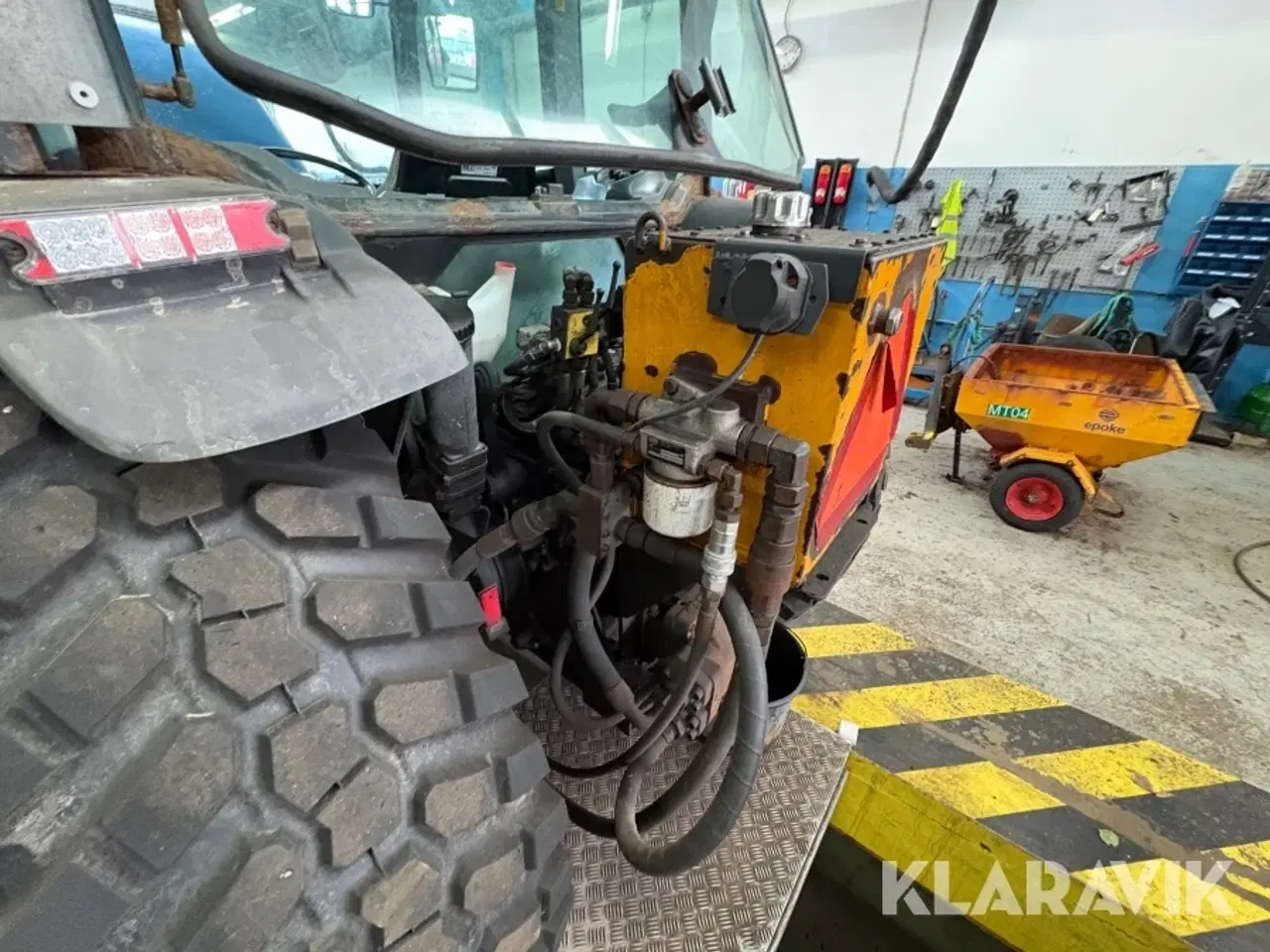 Billede 8 - Traktor New Holland TN75D