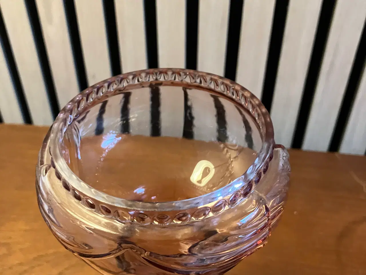 Billede 3 - Dekorativ glasvase fra Speedtsberg med ansigt.