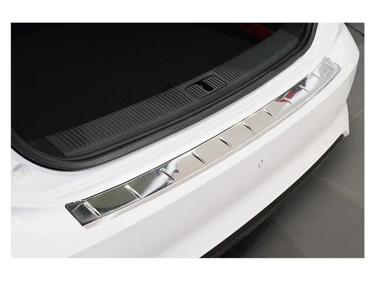 Billede 1 - Læssekantbeskytter MG 5 EV SW 2022- Stål