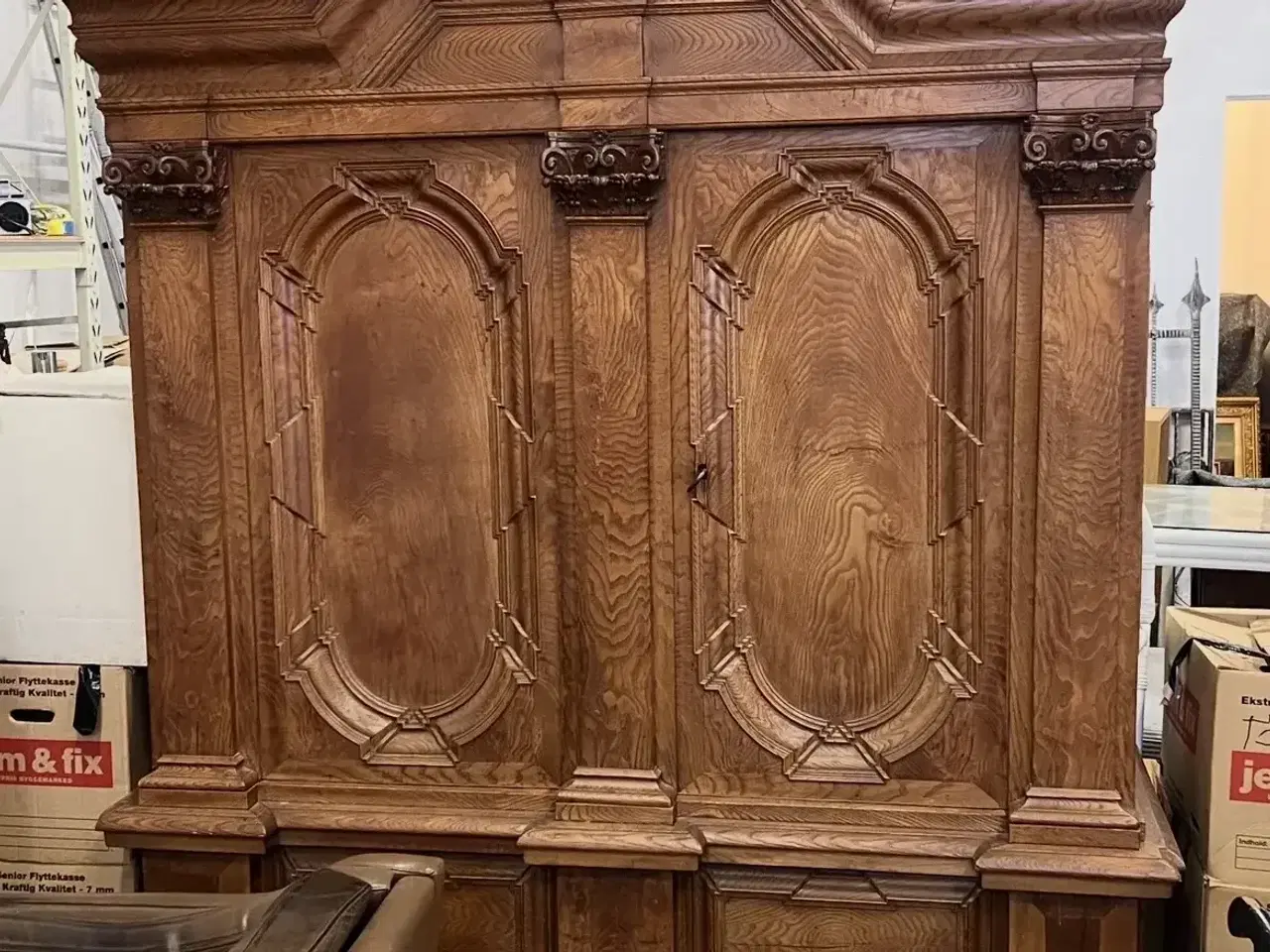 Billede 2 - Antik klædeskab