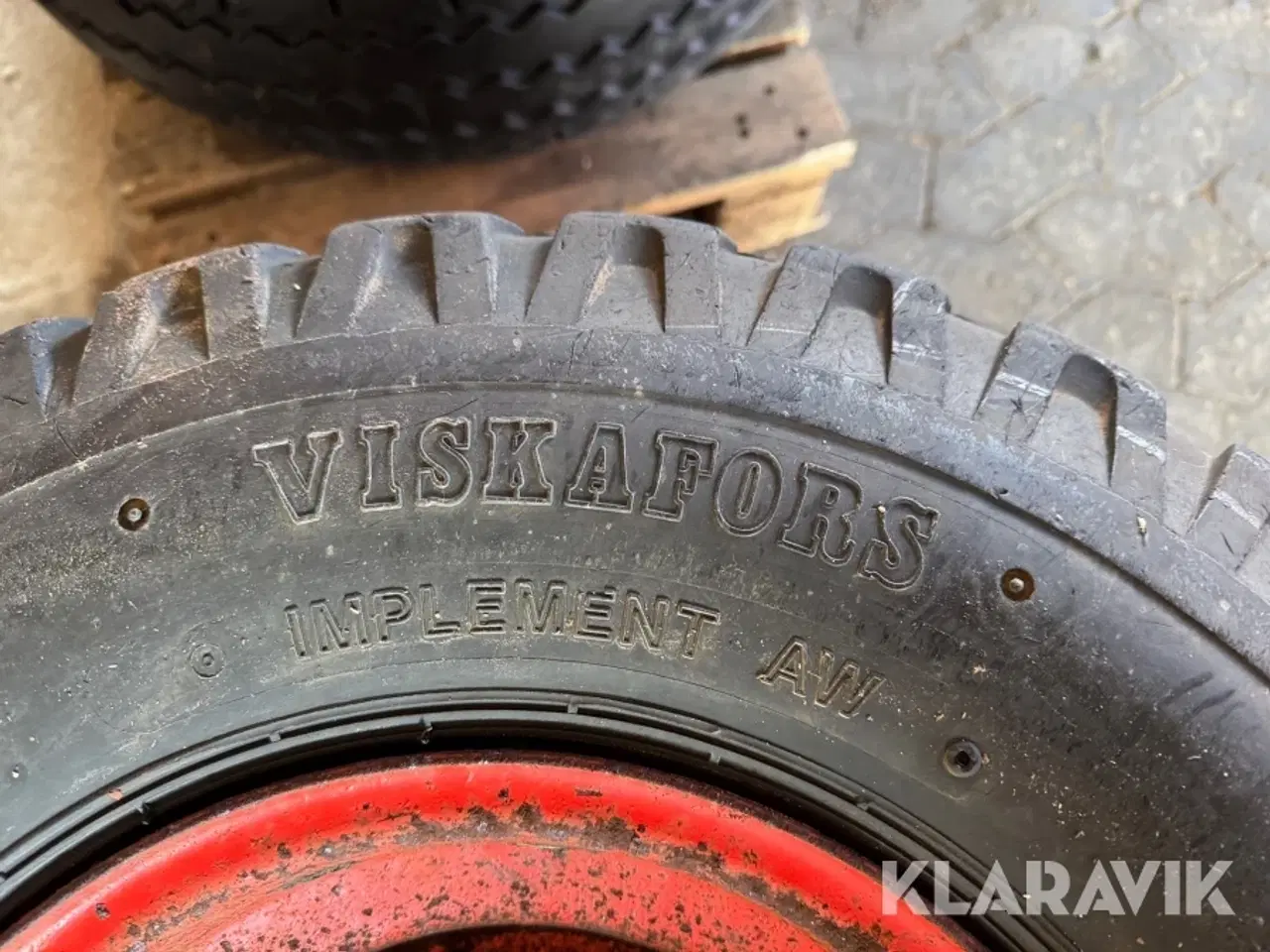 Billede 4 - Dæk Viskafors Implement