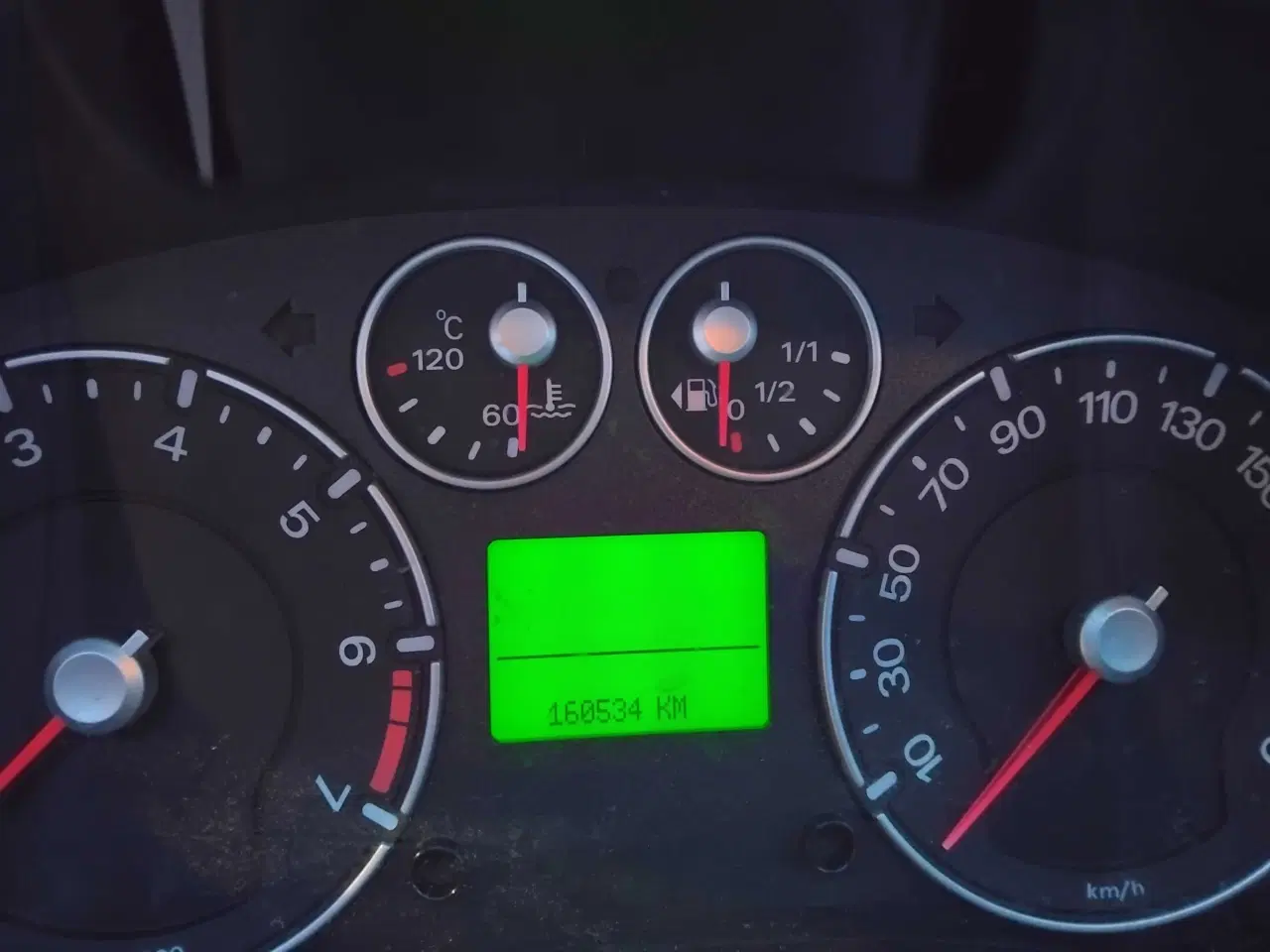 Billede 7 - Ford Fiesta 1,6 Ghia. Med aircondition 