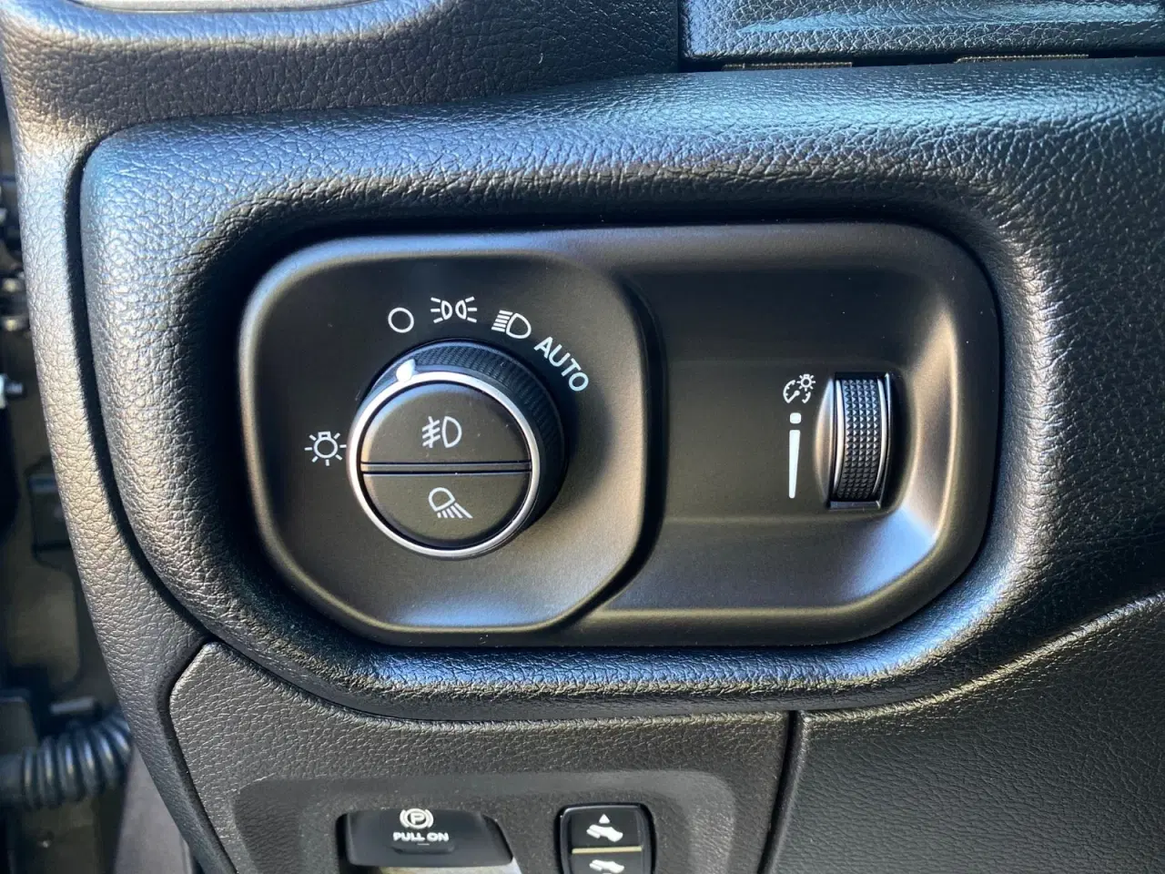 Billede 13 - Dodge RAM 1500 5,7 V8 Hemi Laramie aut.