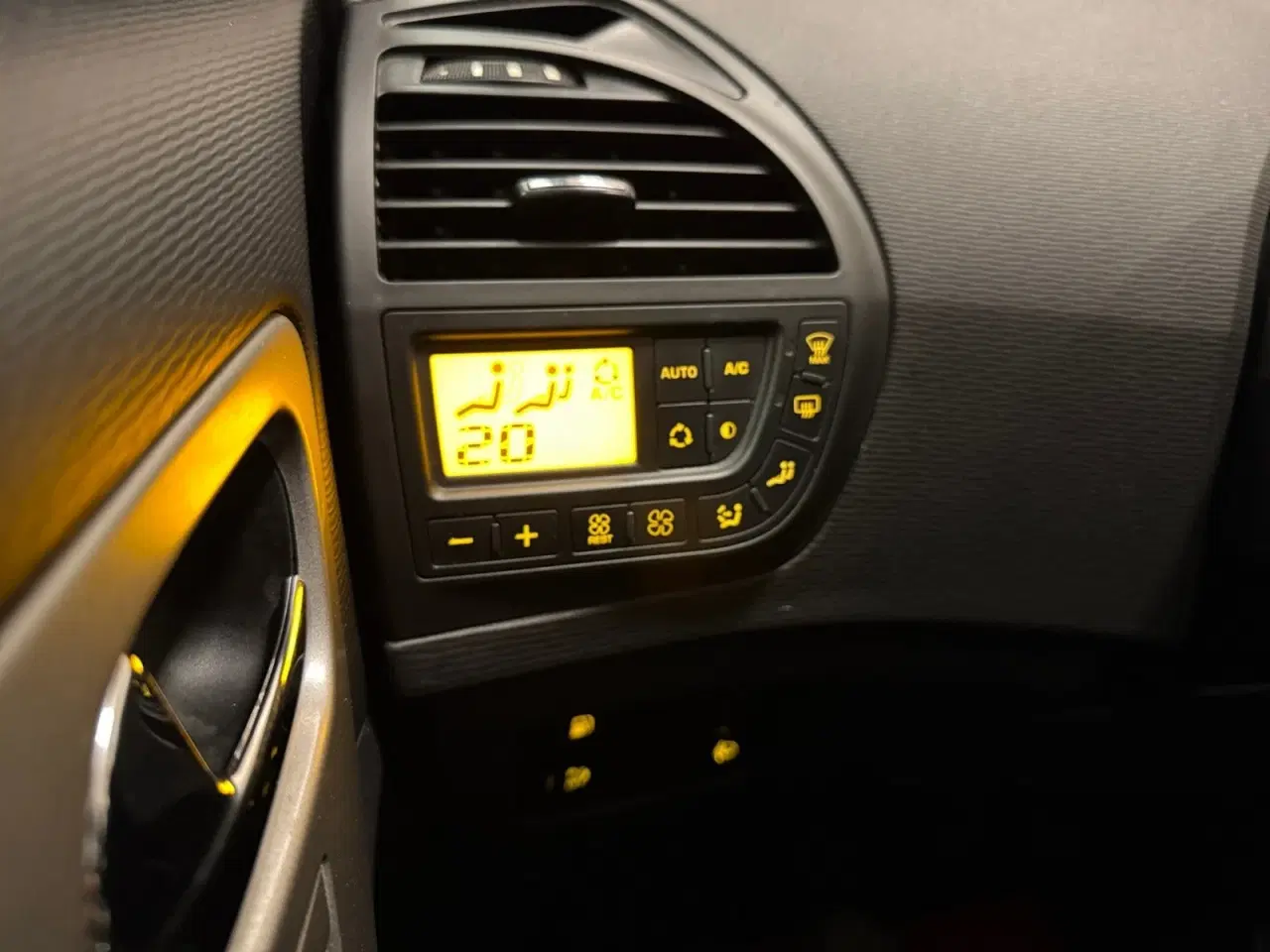 Billede 8 - Citroën Grand C4 Picasso 1,6 e-HDi 115 Intensive 7prs