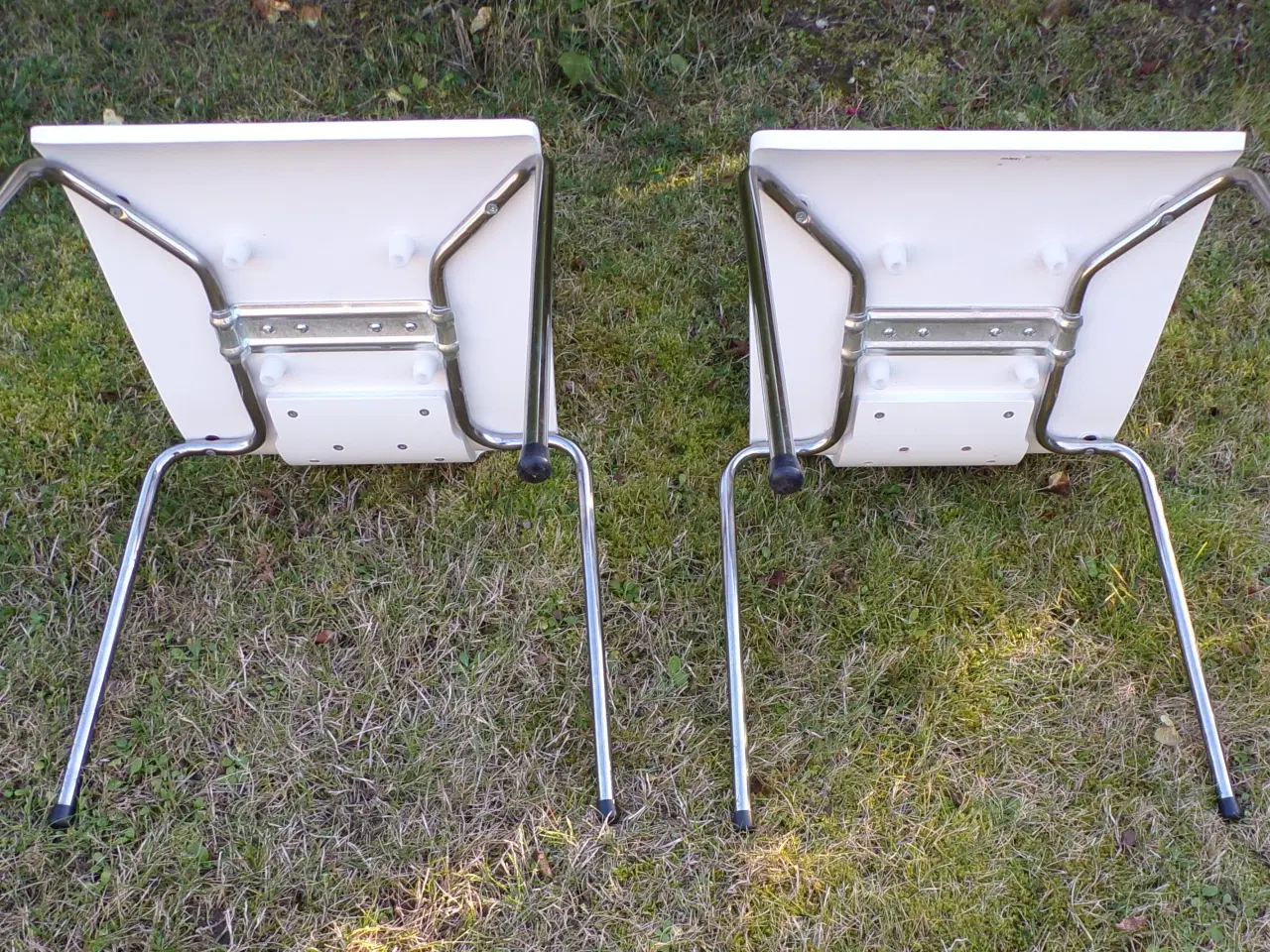 Billede 8 - 2 Gilbert spisebordsstole fra IKEA hvid træ