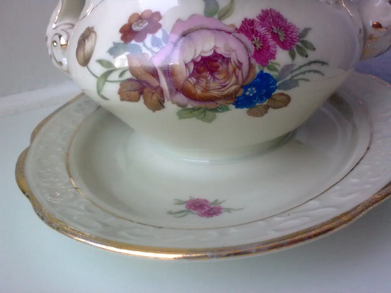 Billede 2 - Rosenborg Danmark sovseskål m guldkant & underskål