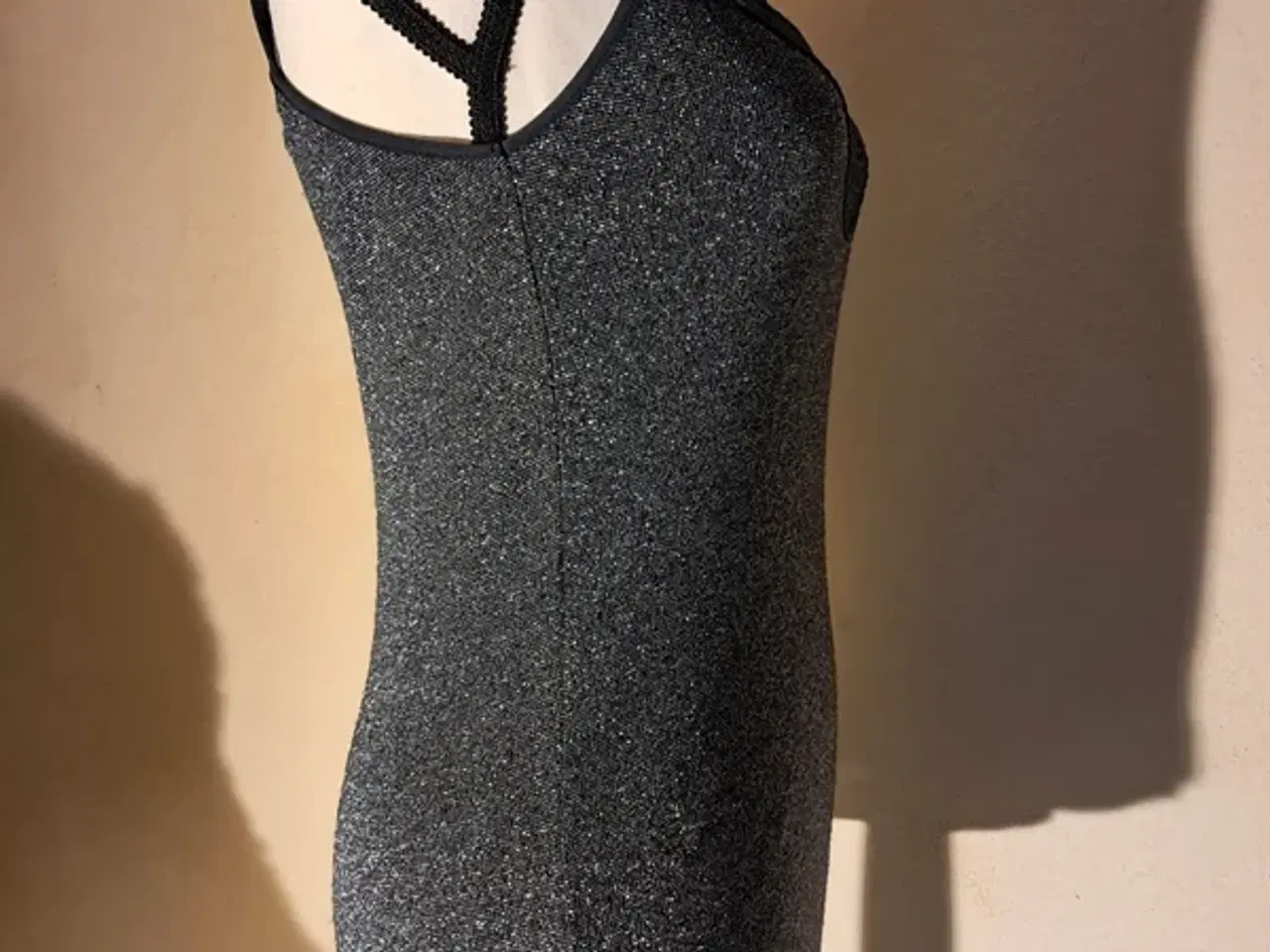 Billede 4 - Logo femme str. M Tanktop