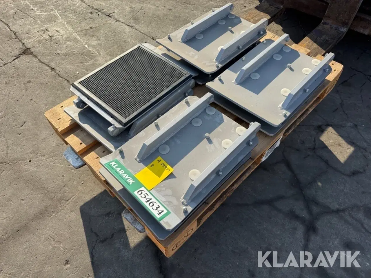 Billede 1 - Glide- og vibrationsdæmpende konsoller Stenhøj 8 styk lot