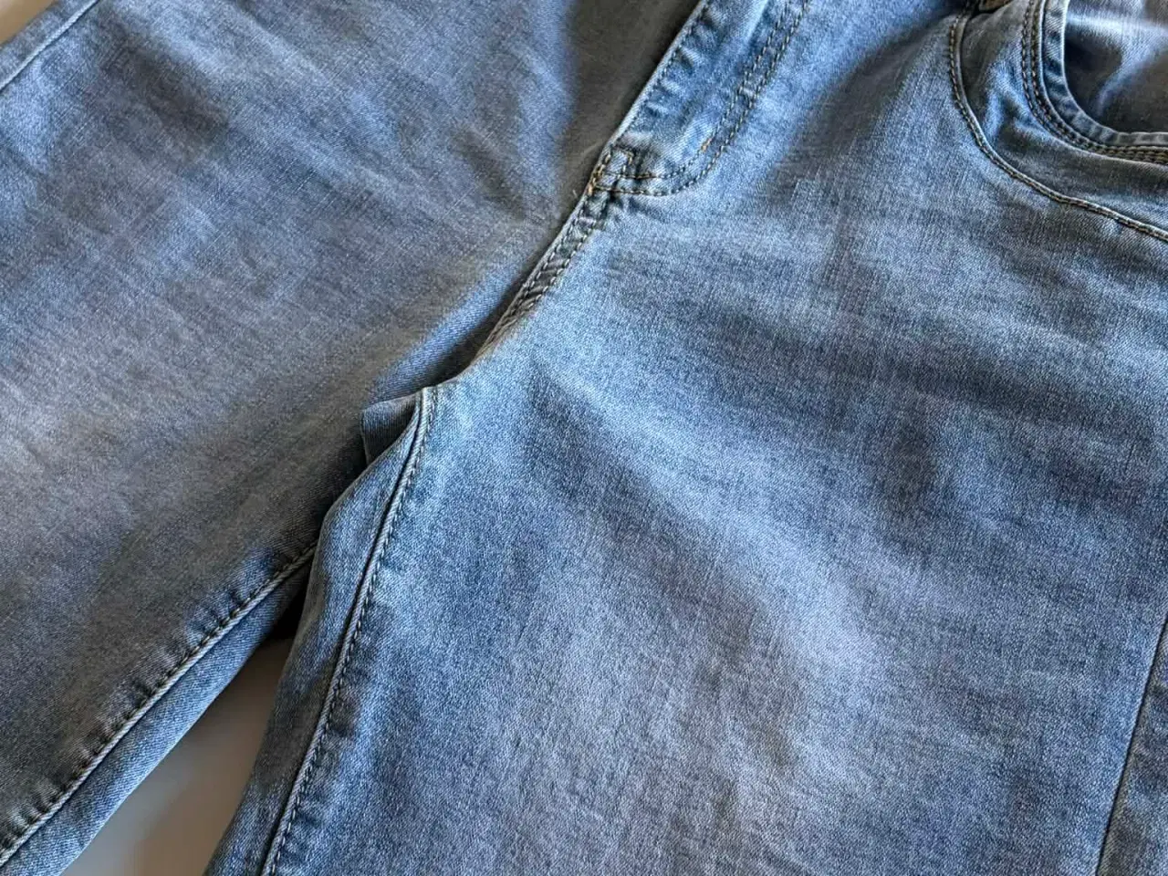 Billede 2 - Marta Du Chateau denimshorts, str. M/38