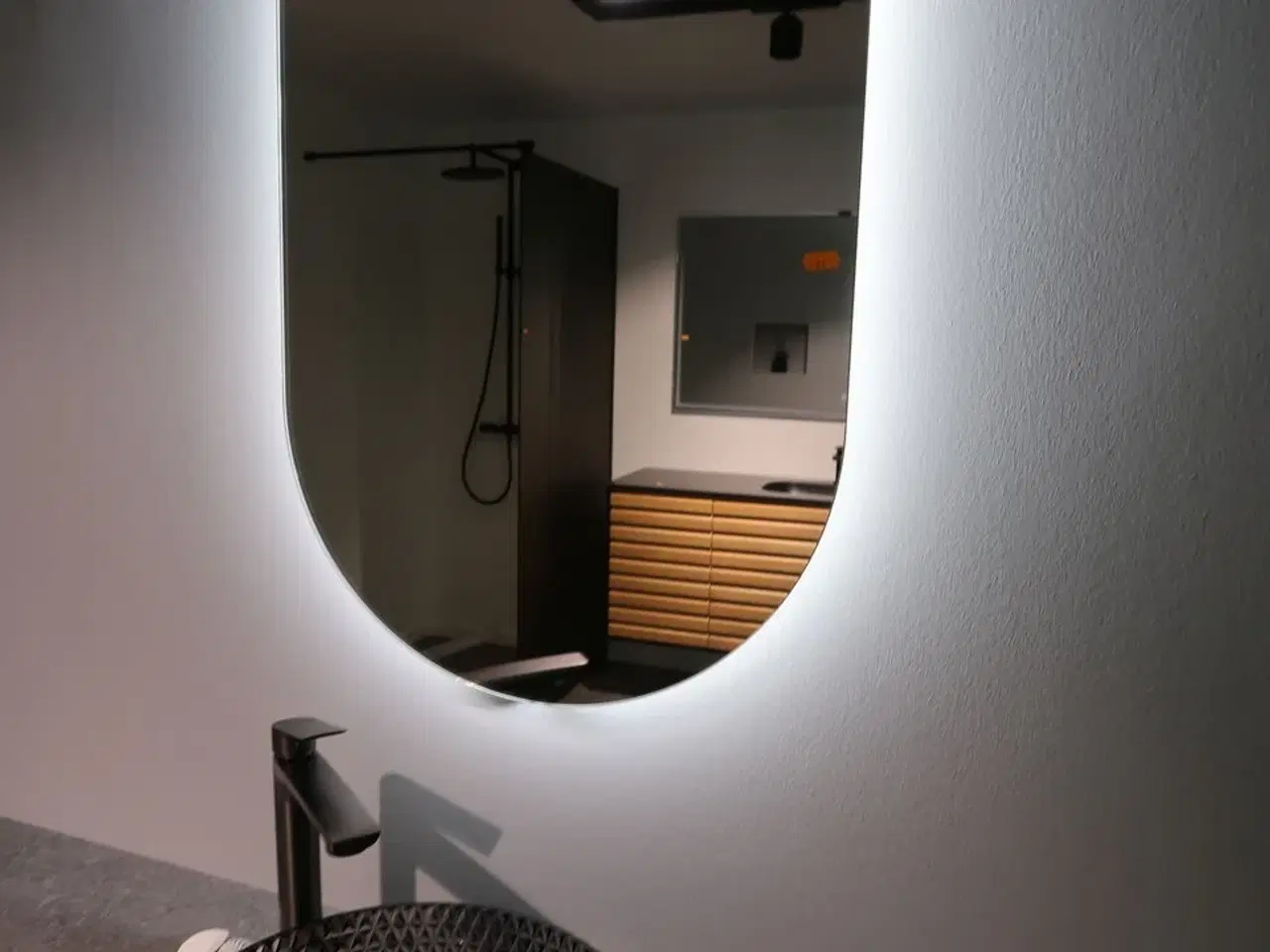 Billede 3 - LED-Spejl