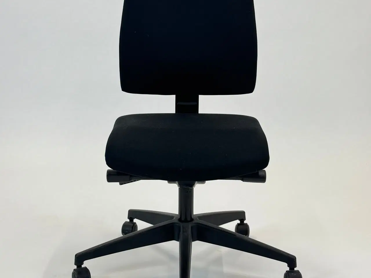 Billede 3 - Interstuhl | Geos 16G2