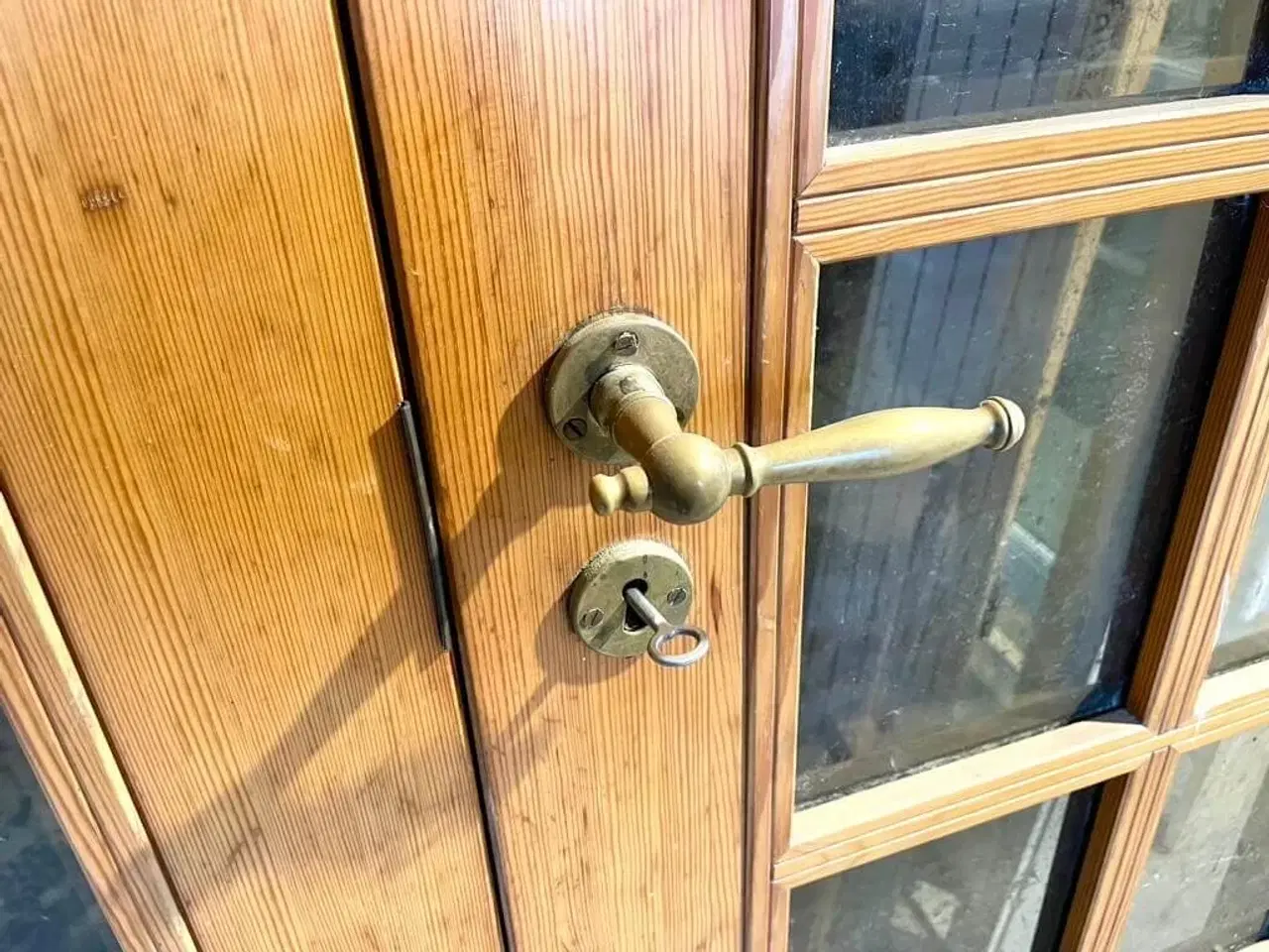 Billede 4 - Fin, dobbelt glasdør m. karm og bundstykke