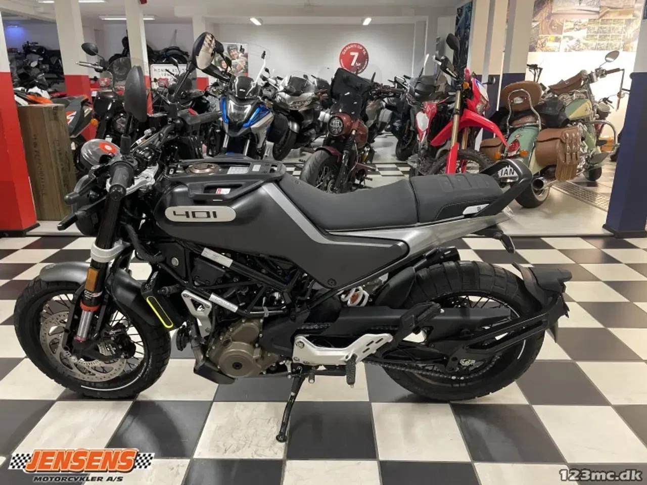 Billede 4 - Husqvarna Svartpilen 401