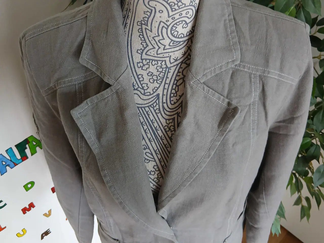 Billede 2 - Blazer. Pardon. XL/42