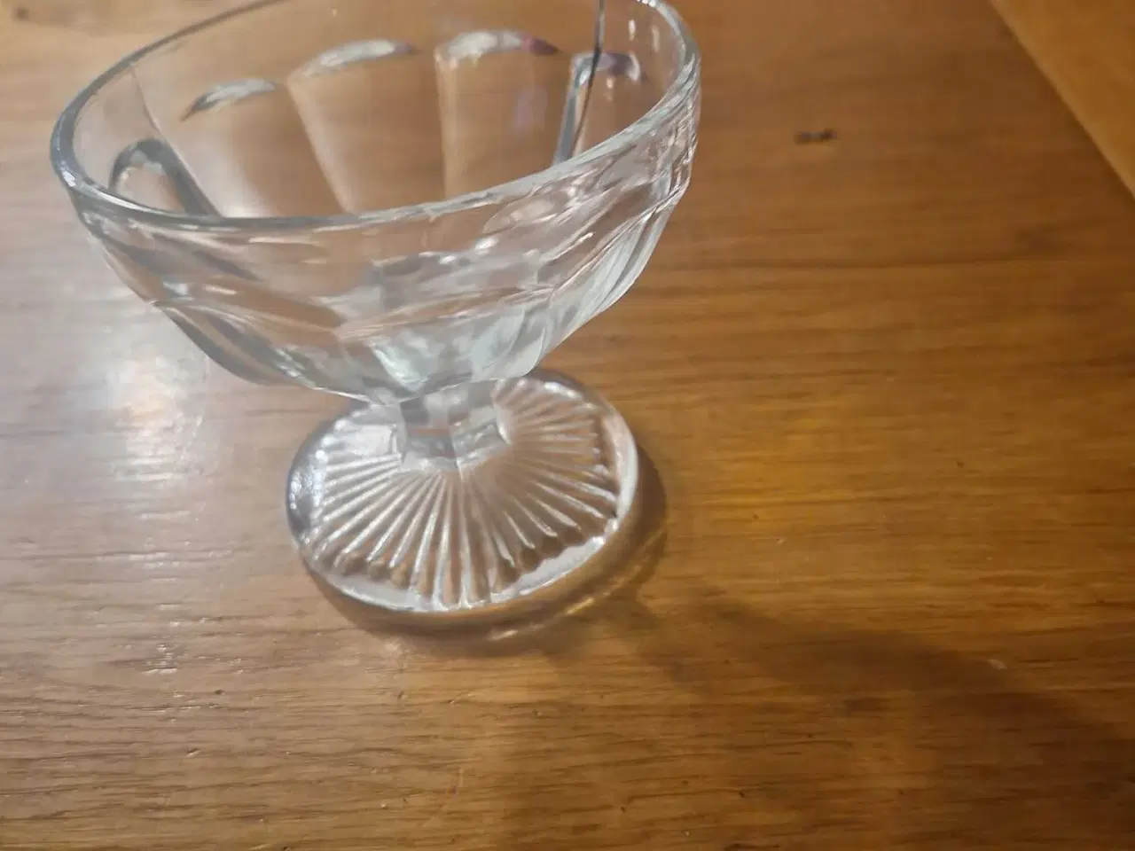 Billede 1 - Flot is acetter med stilk 