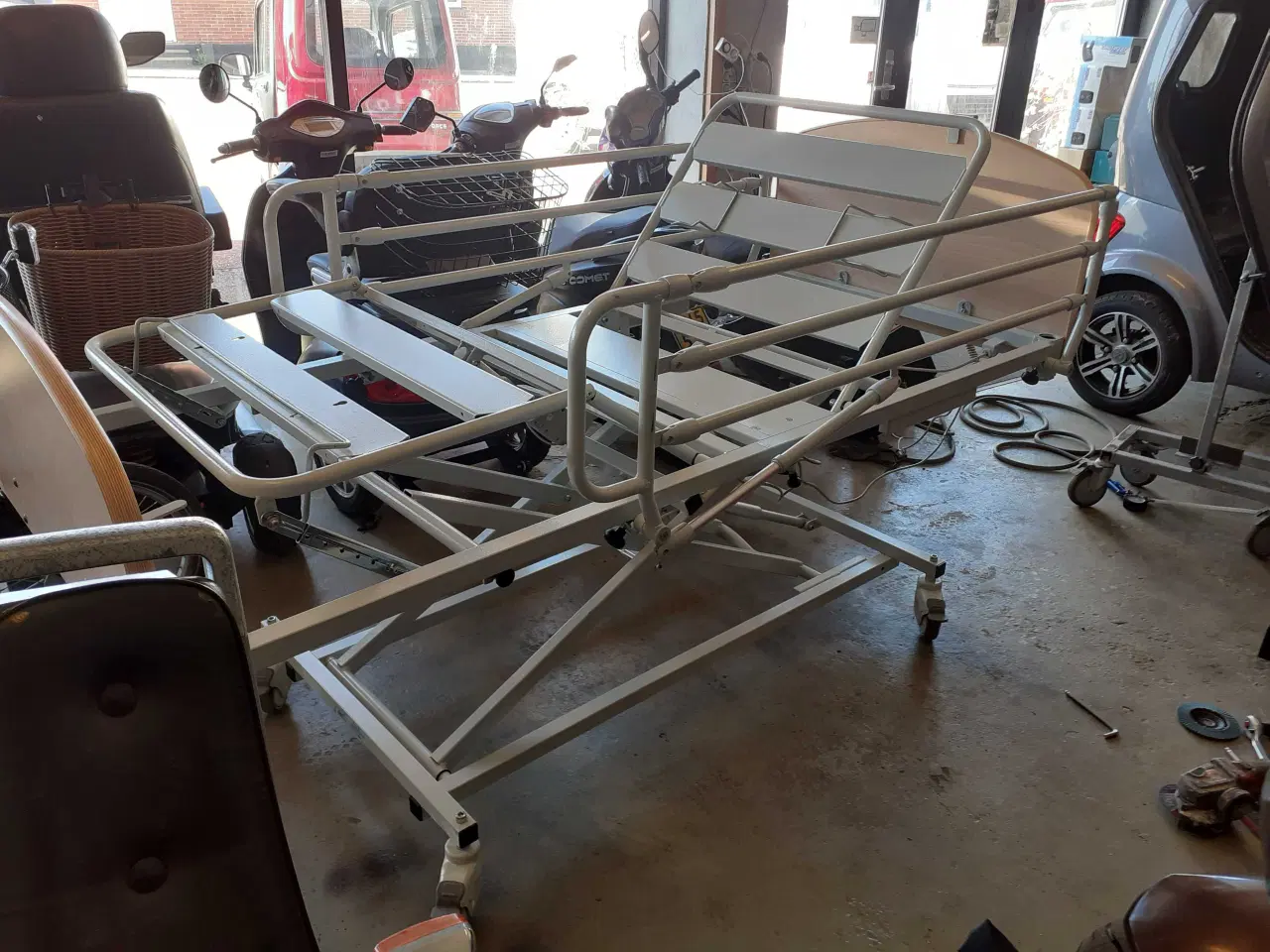 Billede 2 - Plejeseng med el elevation