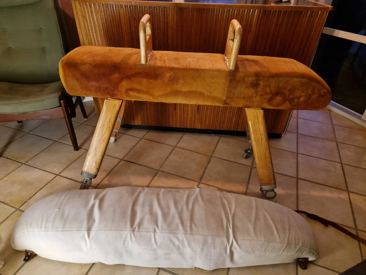 Billede 2 - Gymnastikhest