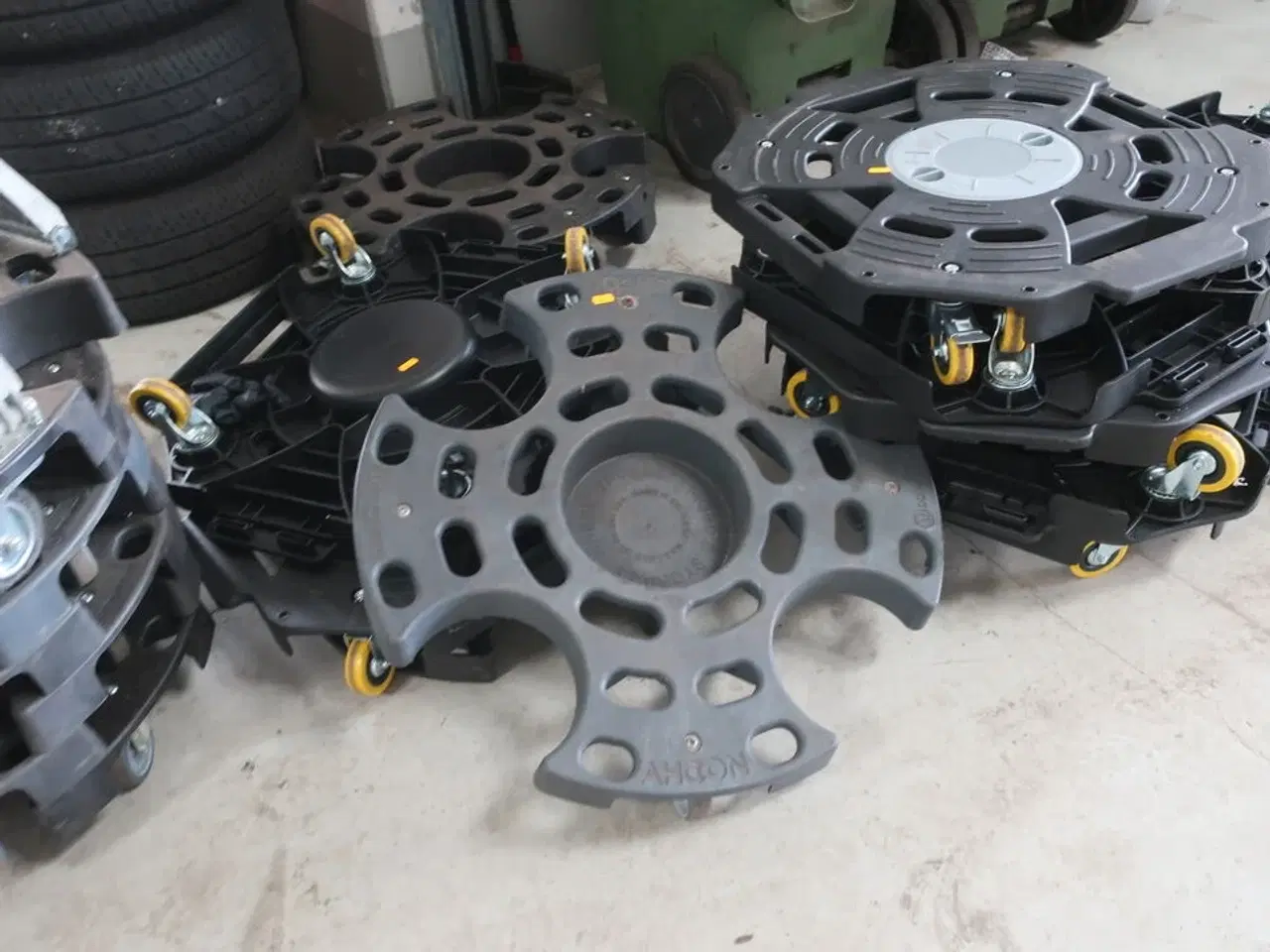 Billede 3 - Diverse hjulvogne