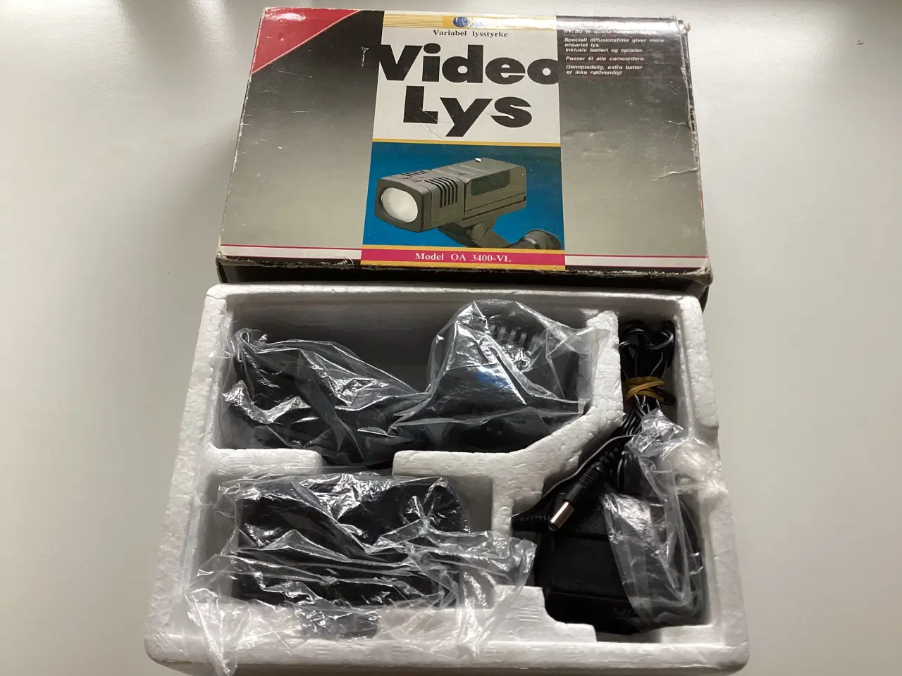 Billede 5 - Video Lys inkl. batteri og oplader