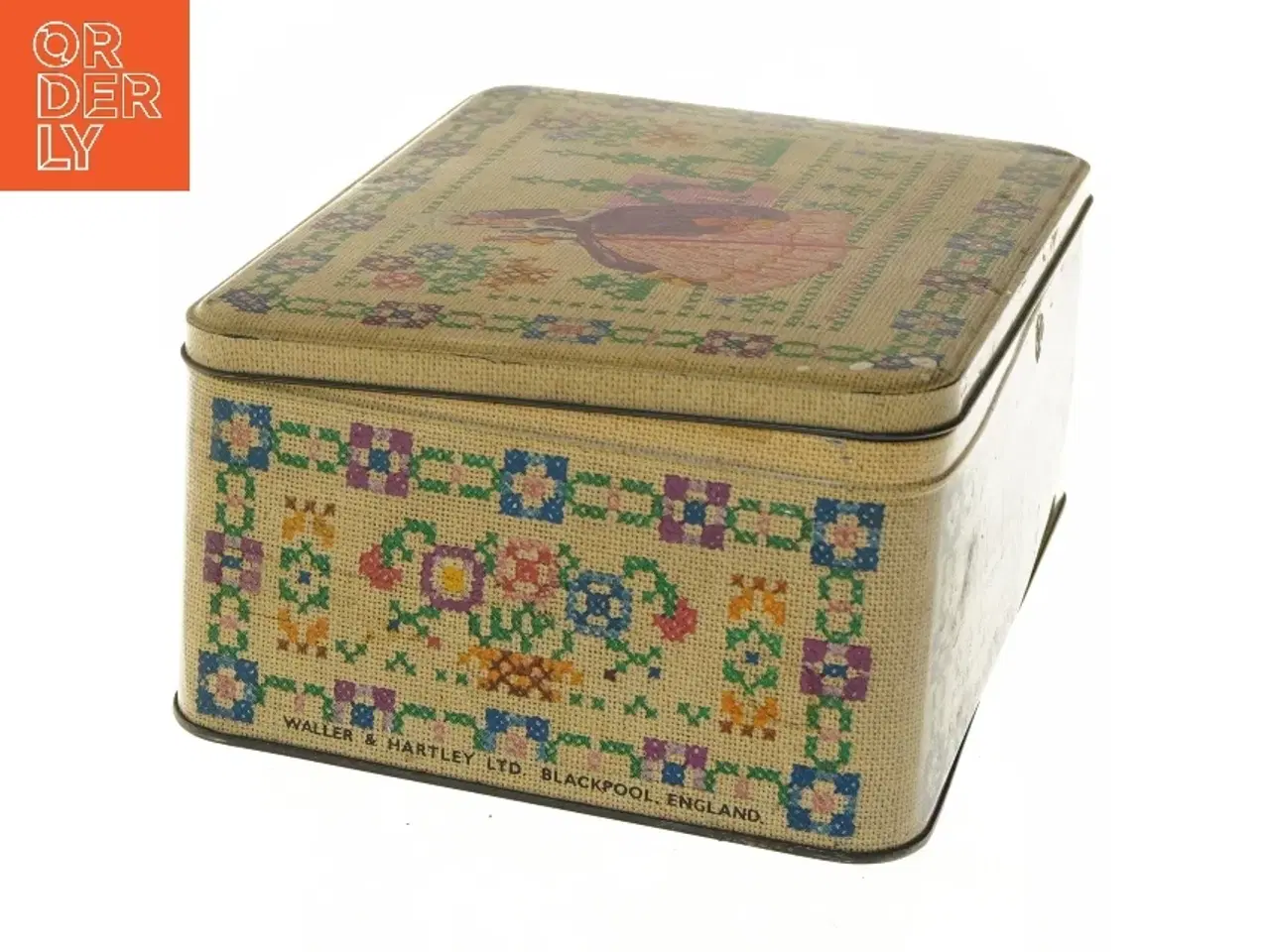 Billede 4 - Vintage dåse med broderet design (str. 24x18x10 cm)